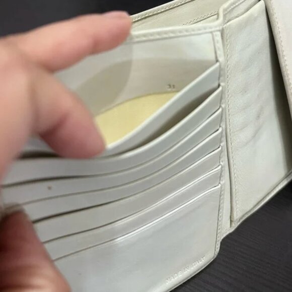 Prada White Leather Trifold wallet - Picture 13 of 14